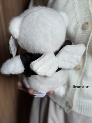 عروسک خرس پسر از نمای پشت